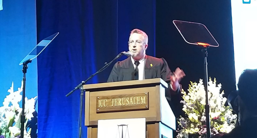 עו״ד אורי קינן נואם בפני עורכי הדין החדשים בטקס קבלה ללשכה בבנייני האומה כראש לשכת עורכי הדין בפועל. עו״ד אורי קינן נואם בפני עורכי הדין החדשים בטקס קבלה ללשכה בבנייני האומה כראש לשכת עורכי הדין בפועל.